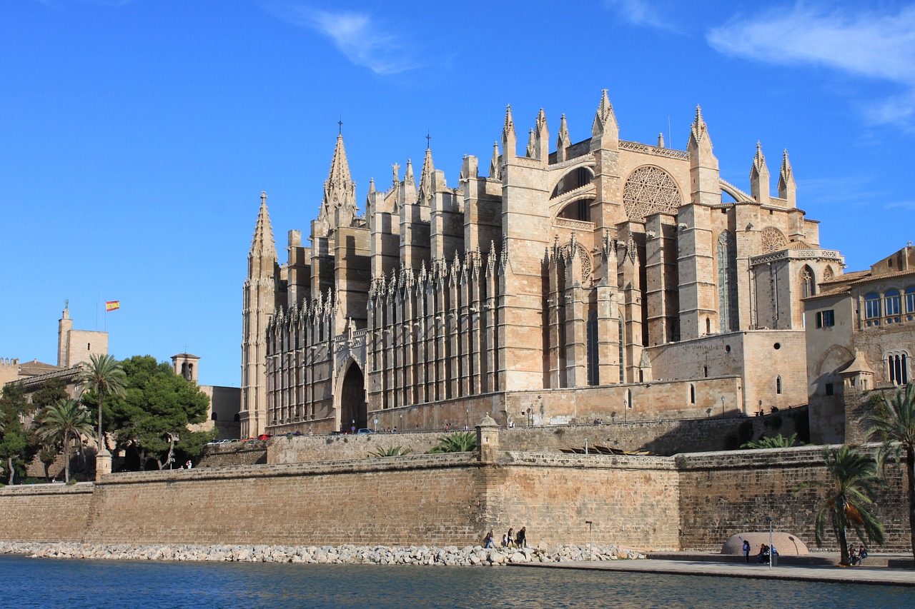 PIELGRZYMKA BARCELONA – MAJORKA 29.09-06.10.2025